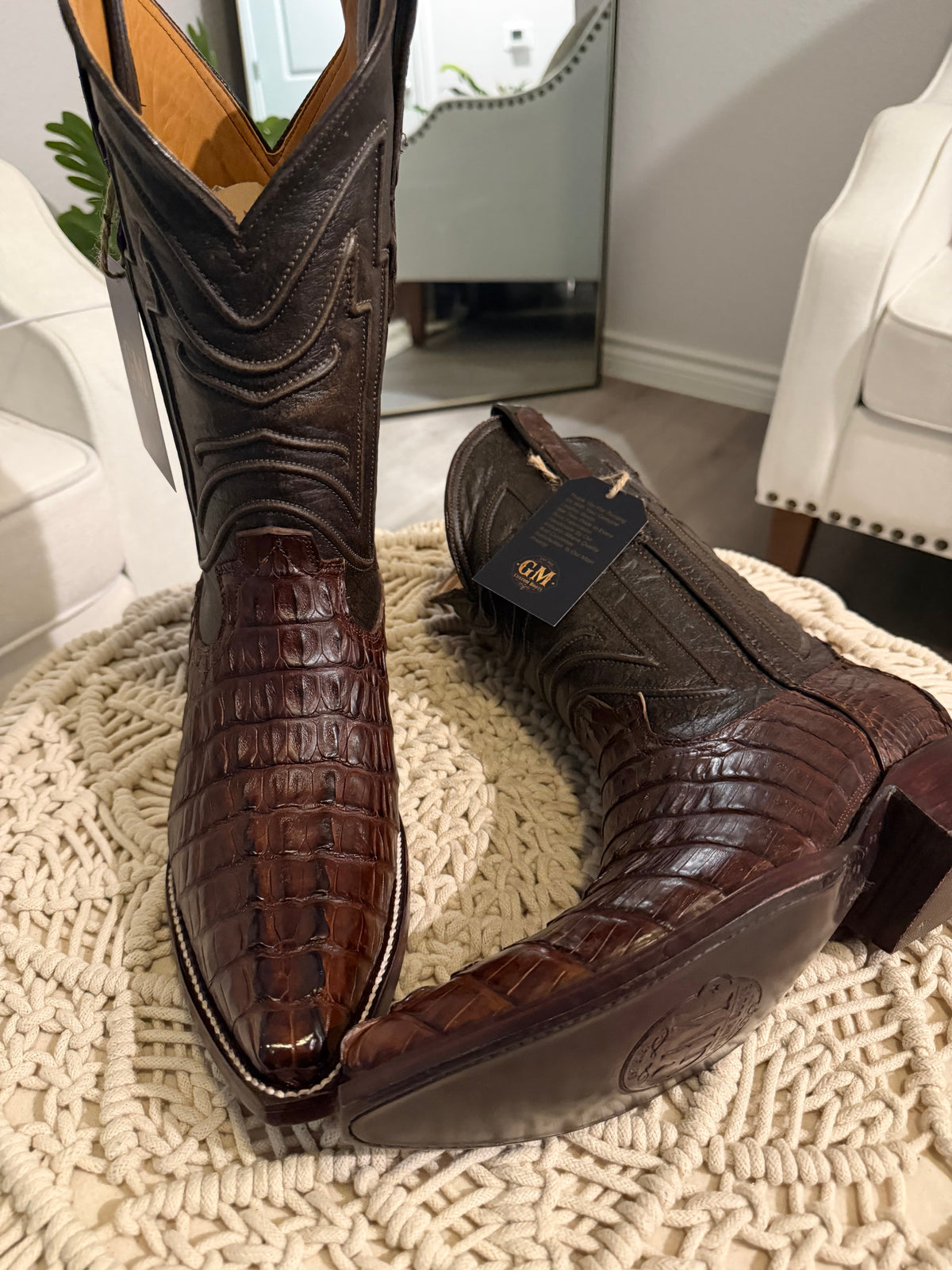 CAIMAN TAIL CUT