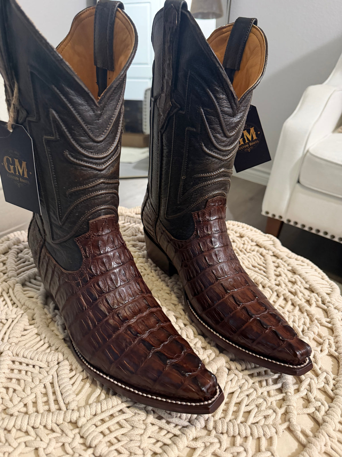 CAIMAN TAIL CUT