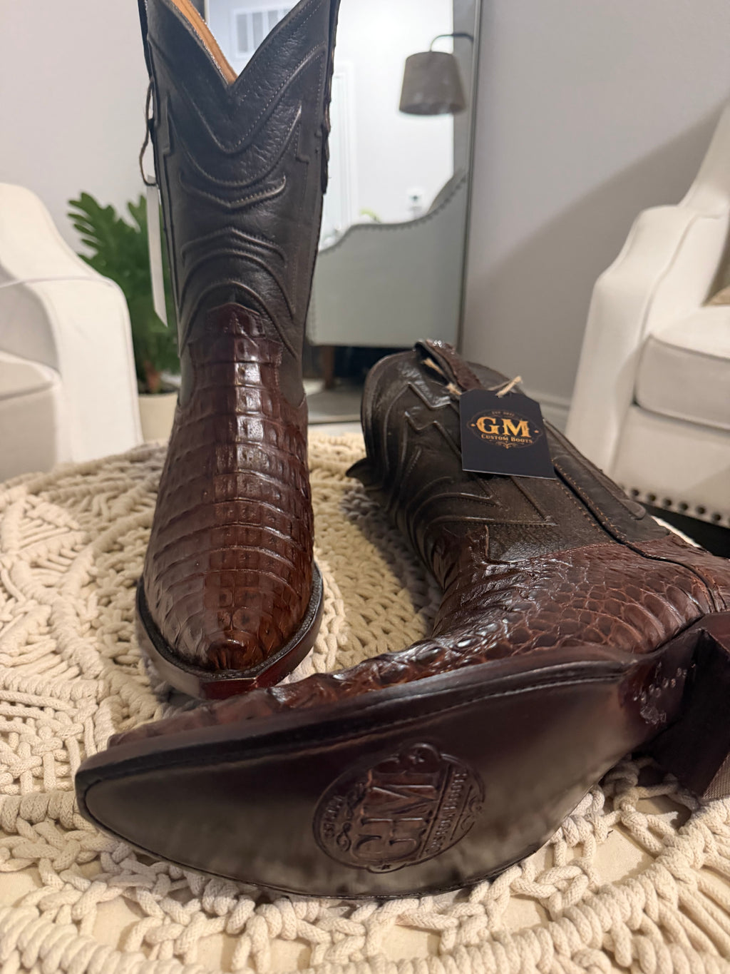 CAIMAN BACK CUT