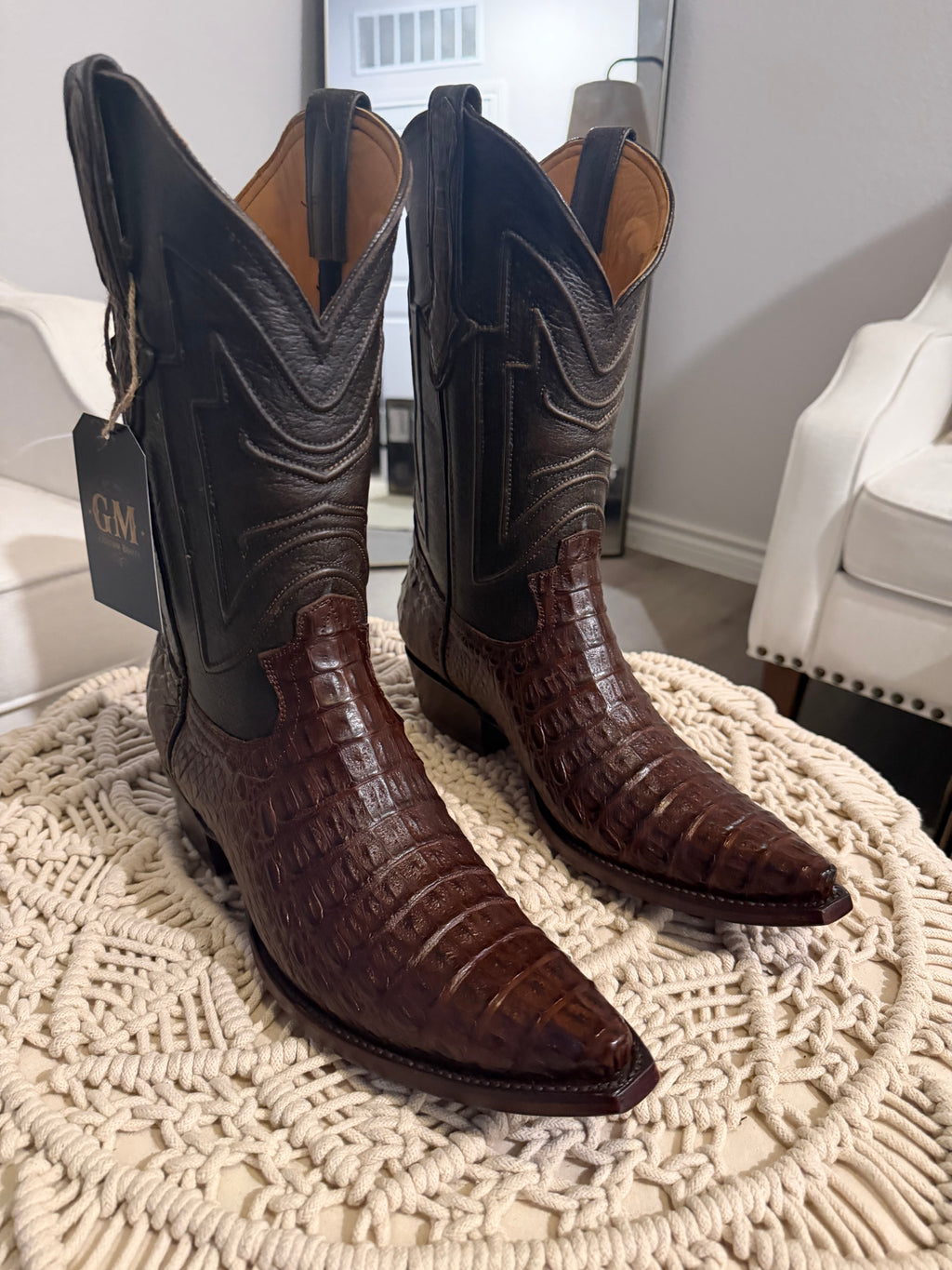 CAIMAN BACK CUT